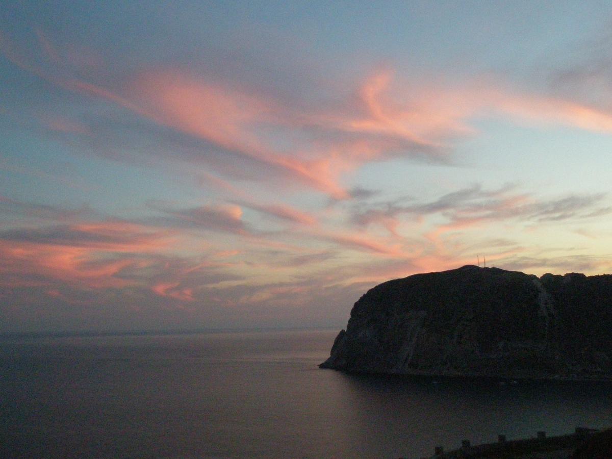 Psaravolada Hotel Milos Agia Kiriaki Beach  Exteriör bild