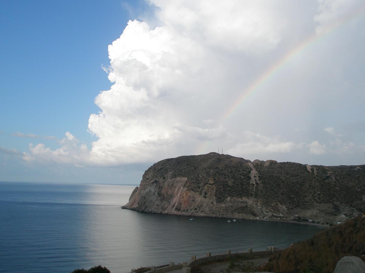 Psaravolada Hotel Milos Agia Kiriaki Beach  Rum bild